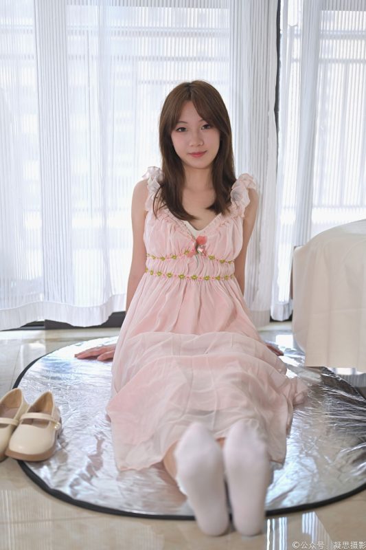 凝思摄影 NO.039 铃铃-连衣裙、短白袜、玛丽珍[150P+1V／4.45GB]-图宝宝