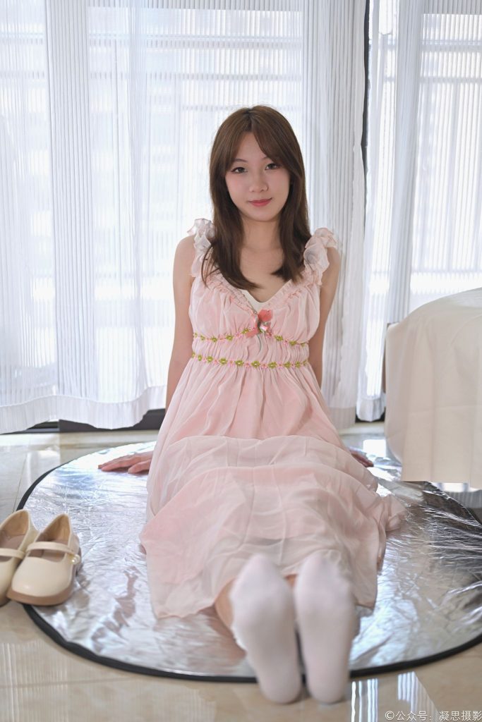 凝思摄影 NO.039 铃铃-连衣裙、短白袜、玛丽珍[150P+1V／4.45GB]-图海