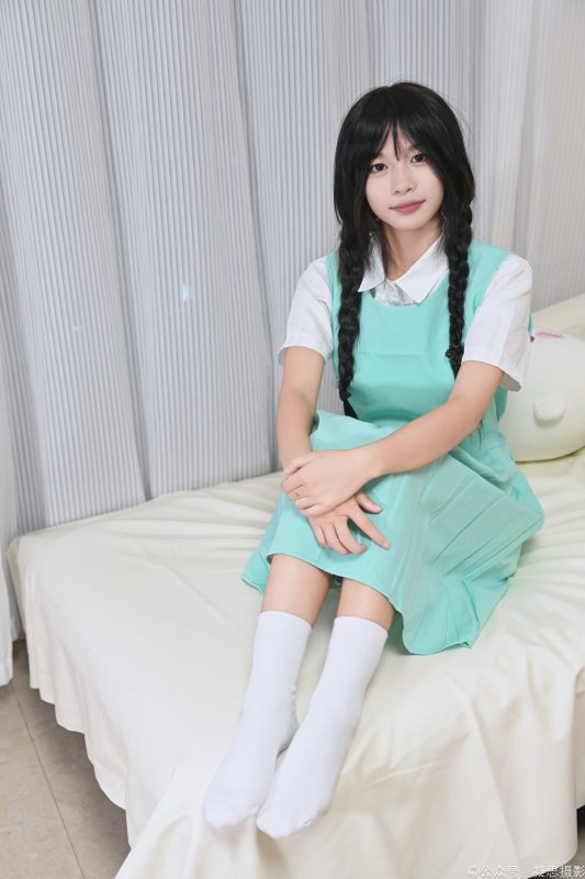 凝思摄影 NO.050 沅沅-连衣裙、短白袜、小皮鞋[145P+1V／5.40GB]-图宝宝