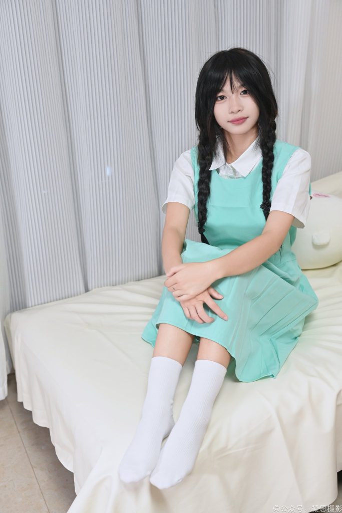 凝思摄影 NO.050 沅沅-连衣裙、短白袜、小皮鞋[145P+1V／5.40GB]-图海