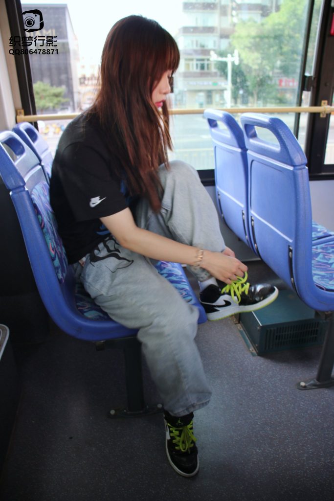 [织梦映像] NO.002-城市公交-开往幸福的列车 [100P/1V/2.76GB]-图宝宝