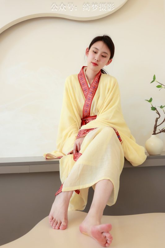 绮梦摄影 第021期 yaya（花絮视频版）[188P1V6.94GB]-图宝宝