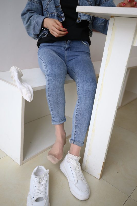 大西瓜爱牙膏-2019 10月活动 模特3（三） 裤里丝+蕾丝短袜 [168P+1V/968M]-图宝宝