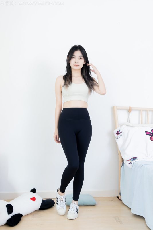 物恋传媒 NO.2561 贝壳-板鞋、帆布鞋、短肉丝、瑜伽裤[165P+1V／4.84GB]-图宝宝