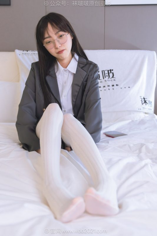 [BoBoSocks袜啵啵]NO.637 稚予-短靴、厚白丝、学院风[140P+1V／5.69GB]-图宝宝