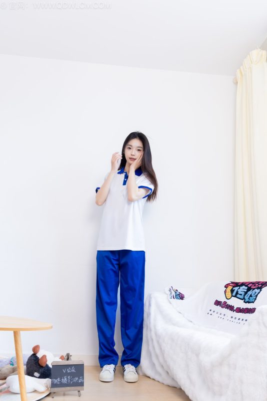 物恋传媒 NO.2579 青提-板鞋、白棉袜、裸足、校服[150P+1V／3.58GB]-图宝宝