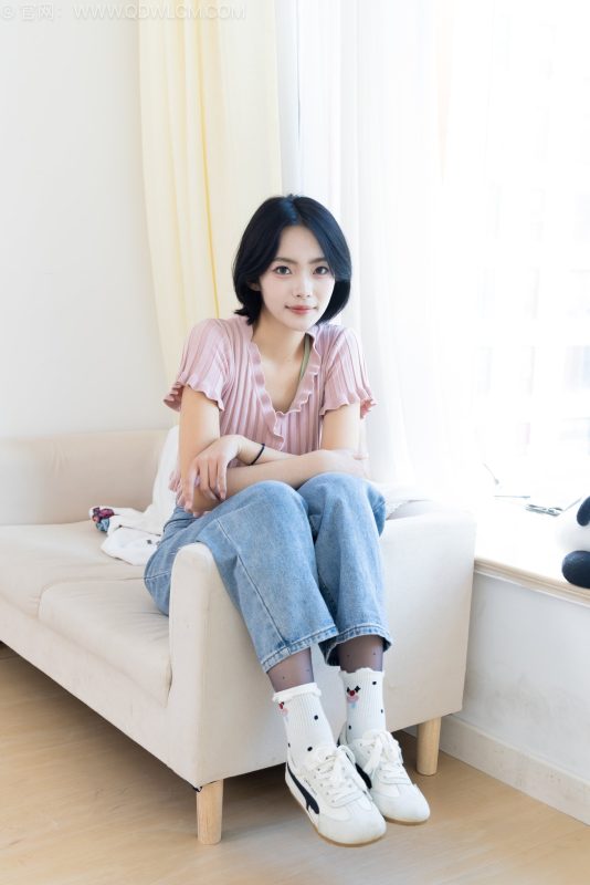 物恋传媒 NO.2585 小爱-运动鞋、白棉袜、薄黑丝、厚肉丝[149P+1V／3.64GB]-图宝宝