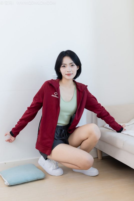 物恋传媒 NO.2572 小爱-板鞋、白棉袜、裸足[151P+1V／3.69GB]-图宝宝