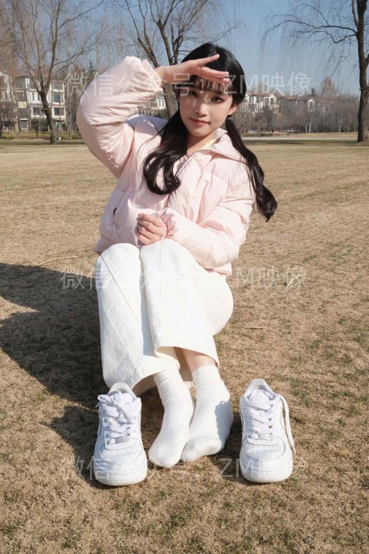 织梦映像 125 冬日暖阳（白袜）-完整版[297P1V4.96G]-图宝宝