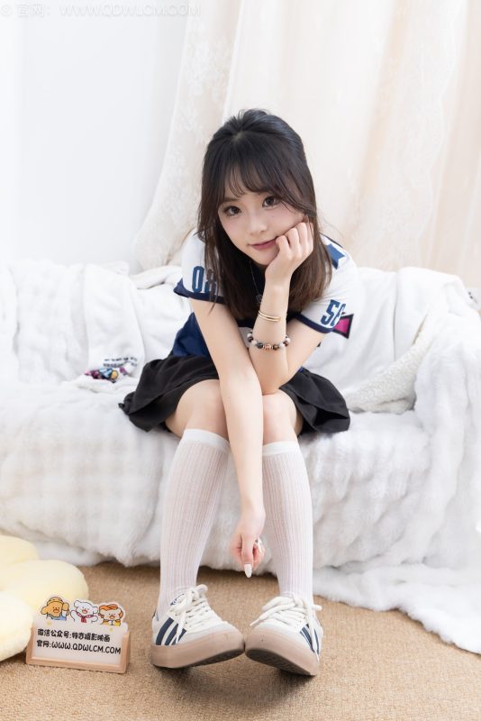 物恋传媒 NO.2651 兔芽-帆布鞋、白色小腿棉袜、裸足[172P+1V／4.09GB]-图宝宝