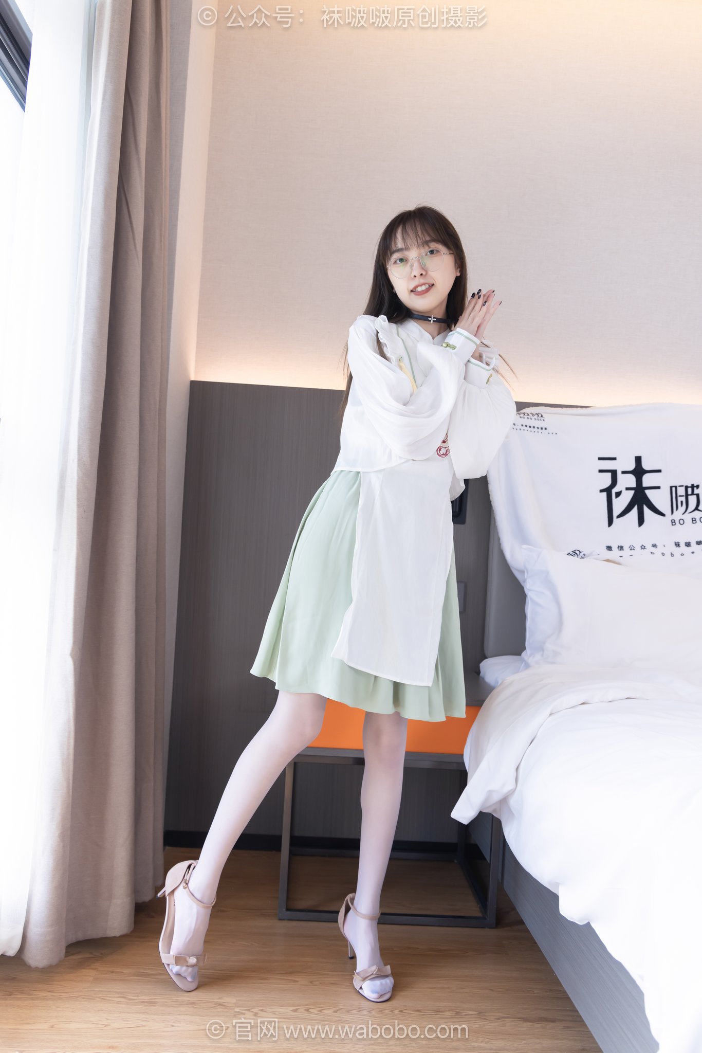 图片[1]-[BoBoSocks袜啵啵]NO.674 稚予-高跟凉鞋、薄白丝、裸足[145P+1V／5.17GB]-图宝宝