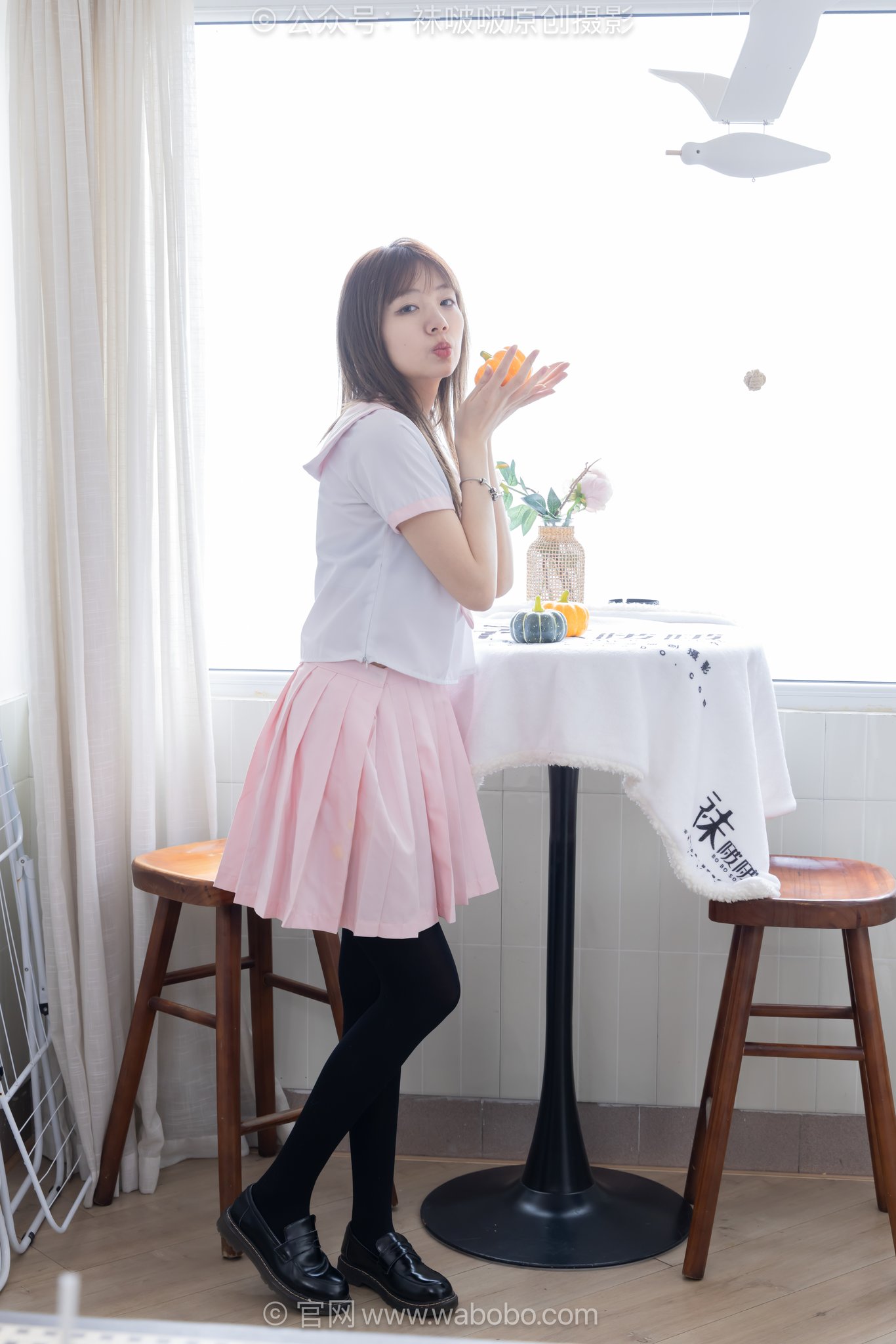 图片[2]-[BoBoSocks袜啵啵]NO.671 小甜豆-皮鞋、厚白丝、厚黑丝、jk制服[150P+1V／4.93GB]-图宝宝