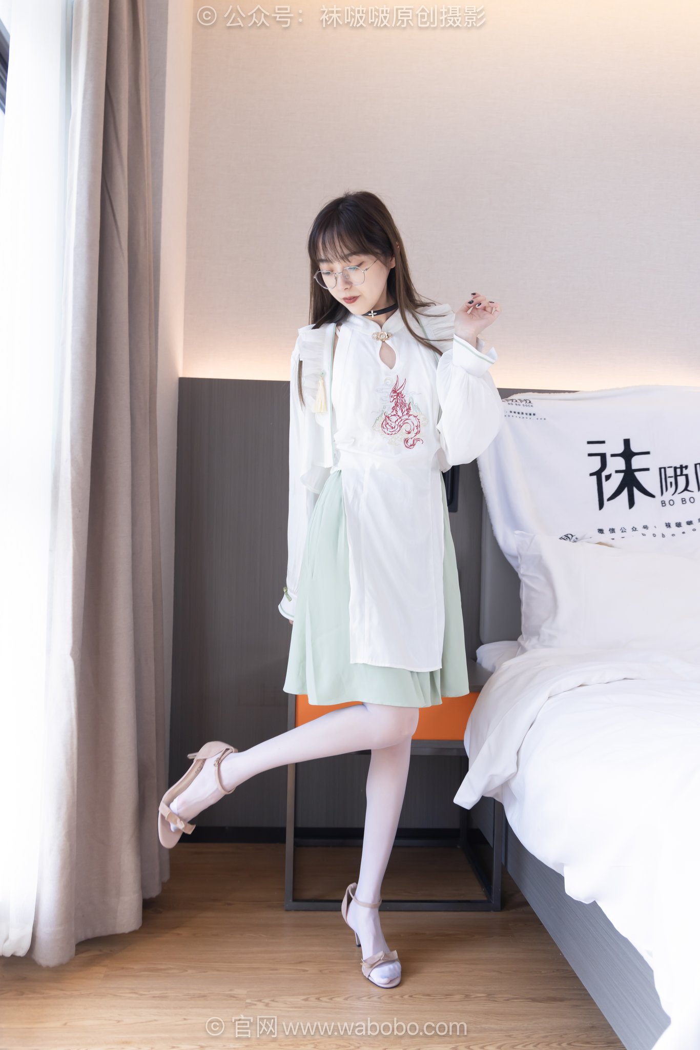 图片[2]-[BoBoSocks袜啵啵]NO.674 稚予-高跟凉鞋、薄白丝、裸足[145P+1V／5.17GB]-图宝宝