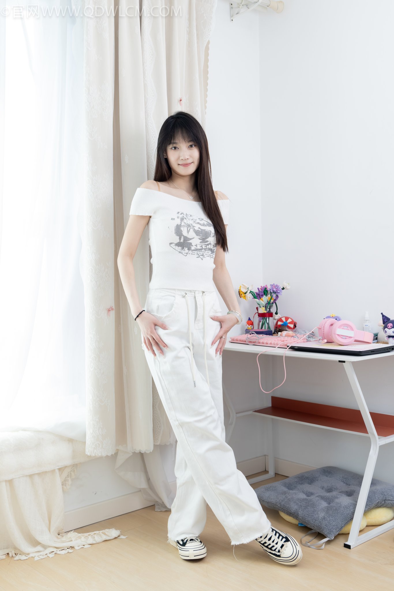 图片[3]-物恋传媒 NO.2670 山奈-帆布鞋、白棉袜、薄黑丝[156P+1V／3.95GB]-图宝宝