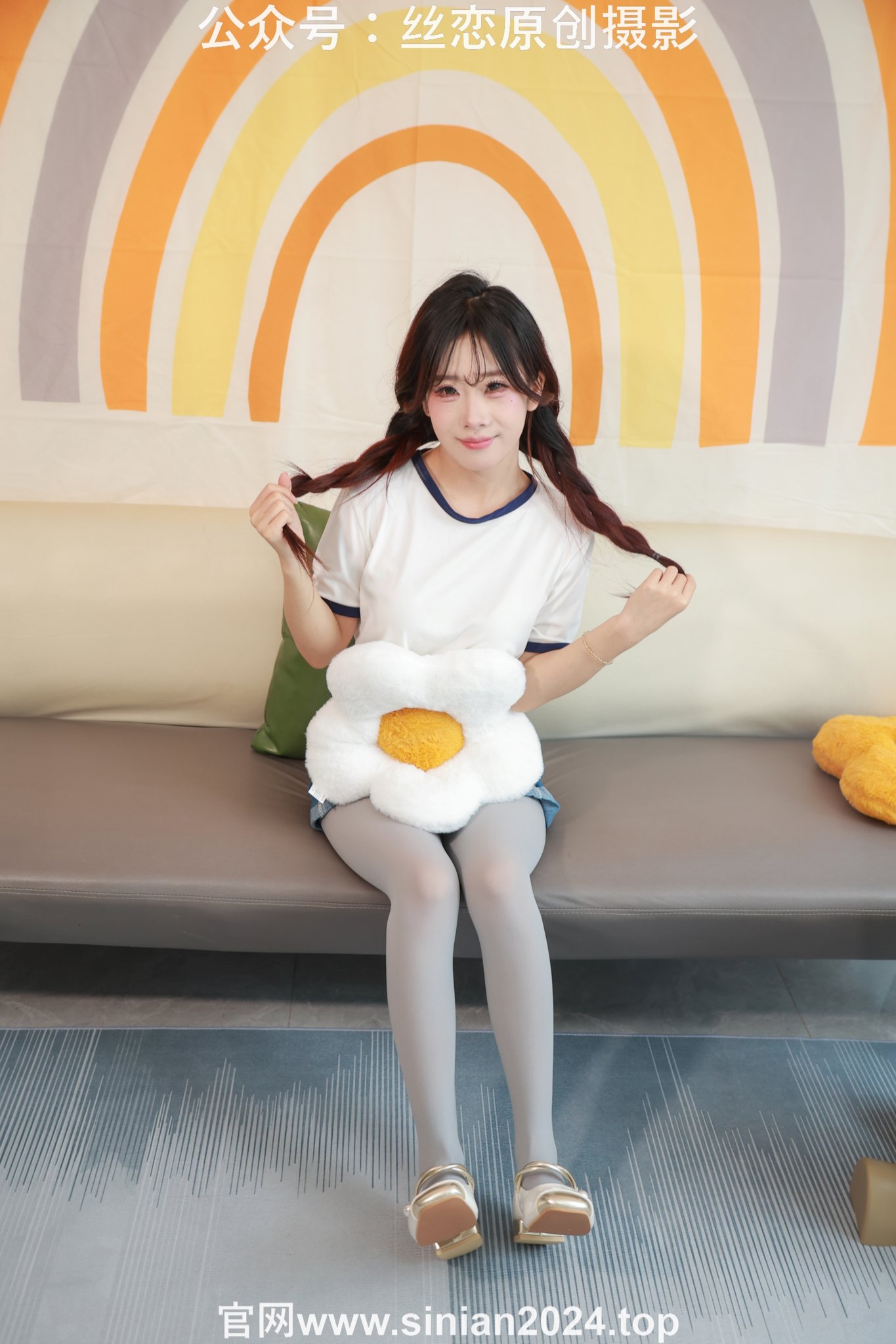 图片[3]-丝恋摄影 NO.065 小梦-牛仔短裤   厚灰丝袜  白色小皮鞋[240P+1V／4.46GB]-图宝宝