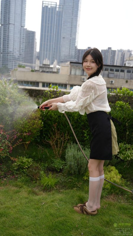 青柠映画 – 小小 园丁白丝[169P+2V／7.44GB]-图宝宝