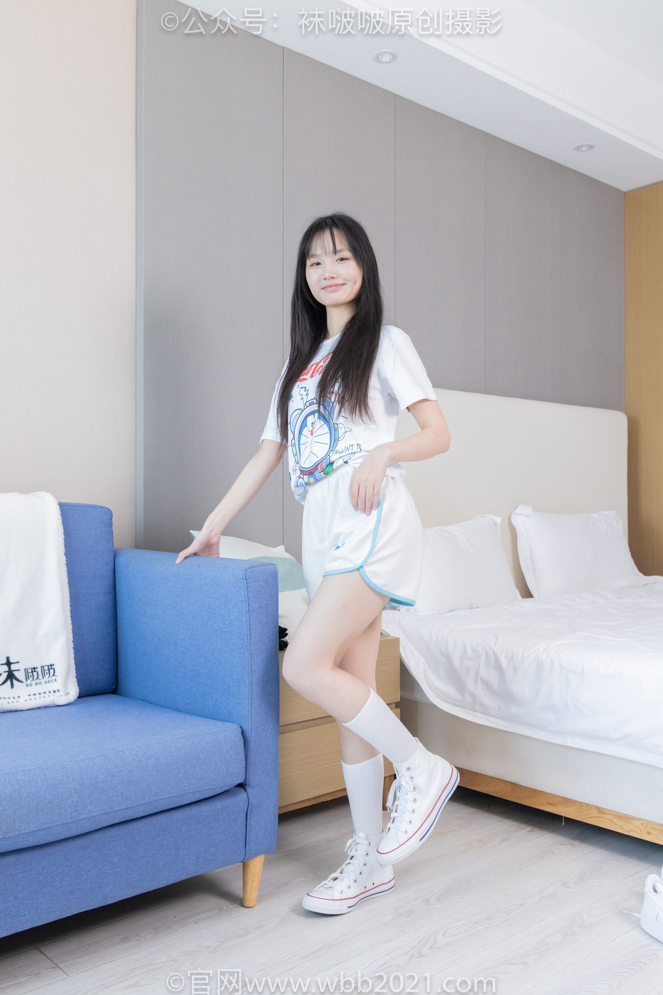 图片[1]-[BoBoSocks袜啵啵]积分限定作品 NO.046 甜甜圈-匡威帆布鞋、板鞋、白棉袜、黑棉袜[164P+1V／7.81GB]-图宝宝