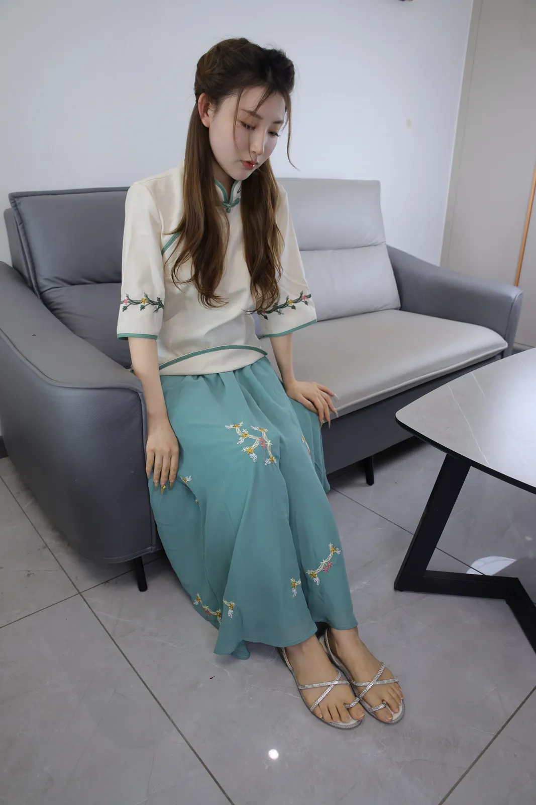 图片[1]-绮梦摄影 2025.03.11 NO.199 婷婷 珍藏无修无水印版[587P+2V／16.4GB]-图宝宝