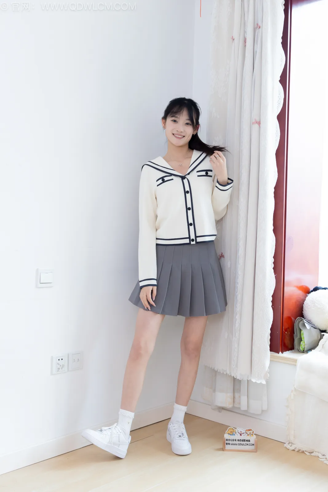 图片[2]-物恋传媒 NO.2768 山奈-板鞋、白棉袜、裸足、半脱袜子[215P+1V／5.44GB]-图宝宝