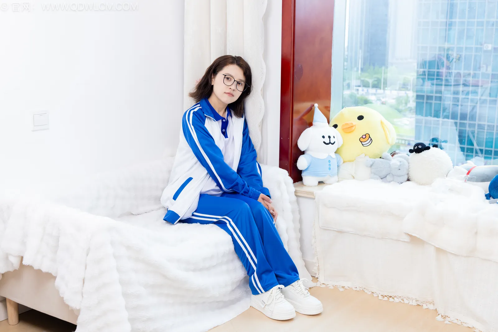 图片[2]-物恋传媒 NO.2760 羊绒-板鞋、纯白棉袜、裸足、校服[156P+1V／3.34GB]-图宝宝