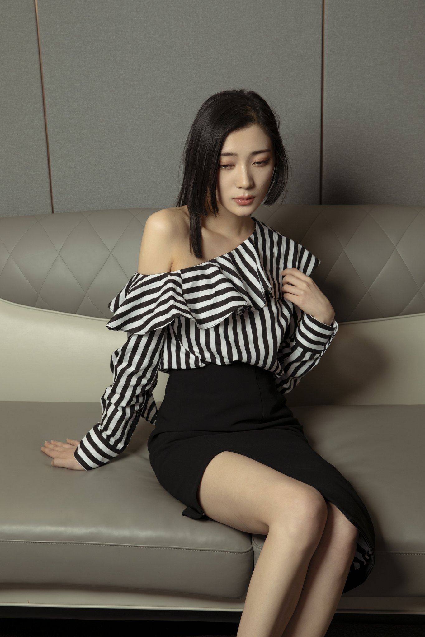图片[1]-[YITUYU艺图语]2023.06.06 STRIPES YFALA[31+1P／395MB]-图宝宝