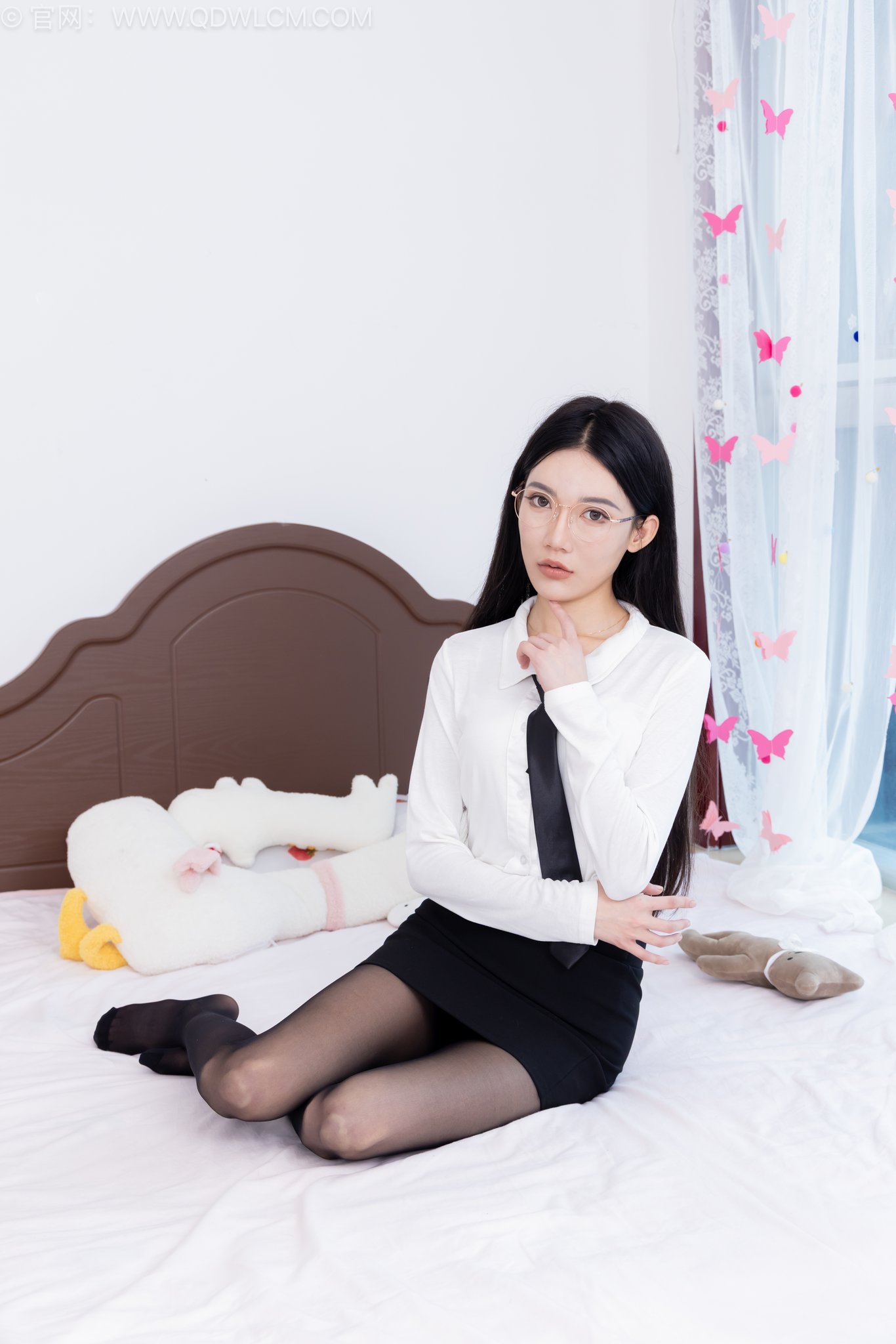 图片[2]-物恋传媒 NO.2757 小寒-高跟鞋、薄黑丝、ol制服[164P+1V／3.37GB]-图宝宝