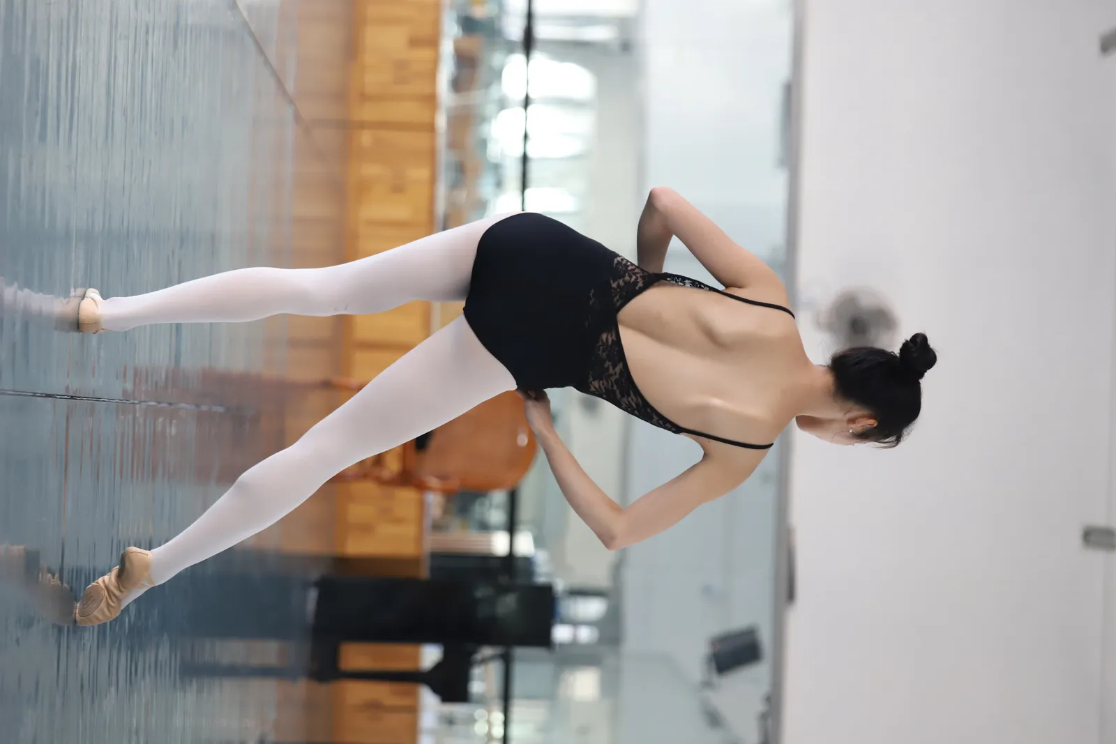 图片[2]-大西瓜爱牙膏-2019 11X活动 模特5（五） 舞蹈室芭蕾服-图宝宝