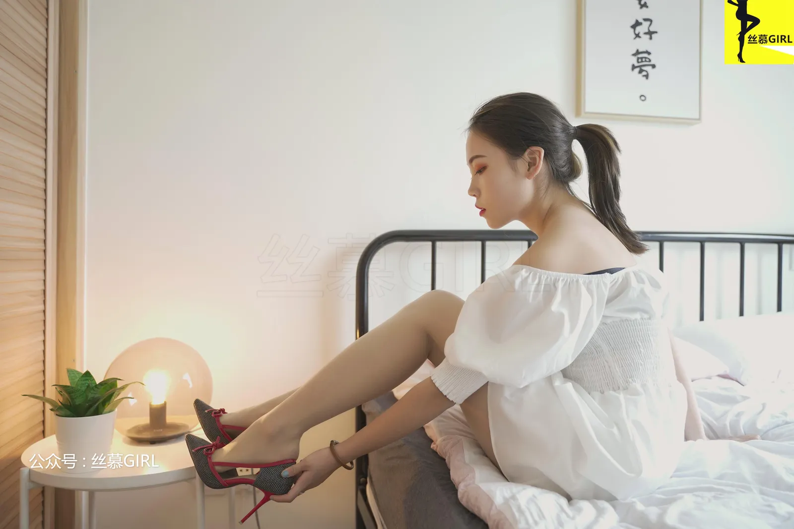 图片[2]-丝慕写真 第026期 模特：静静&Miya《白里黑还是黑里白》[82P77.8MB]-图宝宝