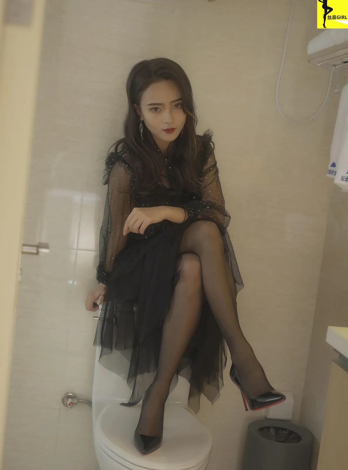 图片[2]-丝慕写真 第031期 模特：Miya 一元之《一丝京华》[43P48MB]-图宝宝