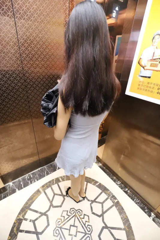 大西瓜爱牙膏-2019 4月活动 模特 空乘 [套图+视频]-图宝宝