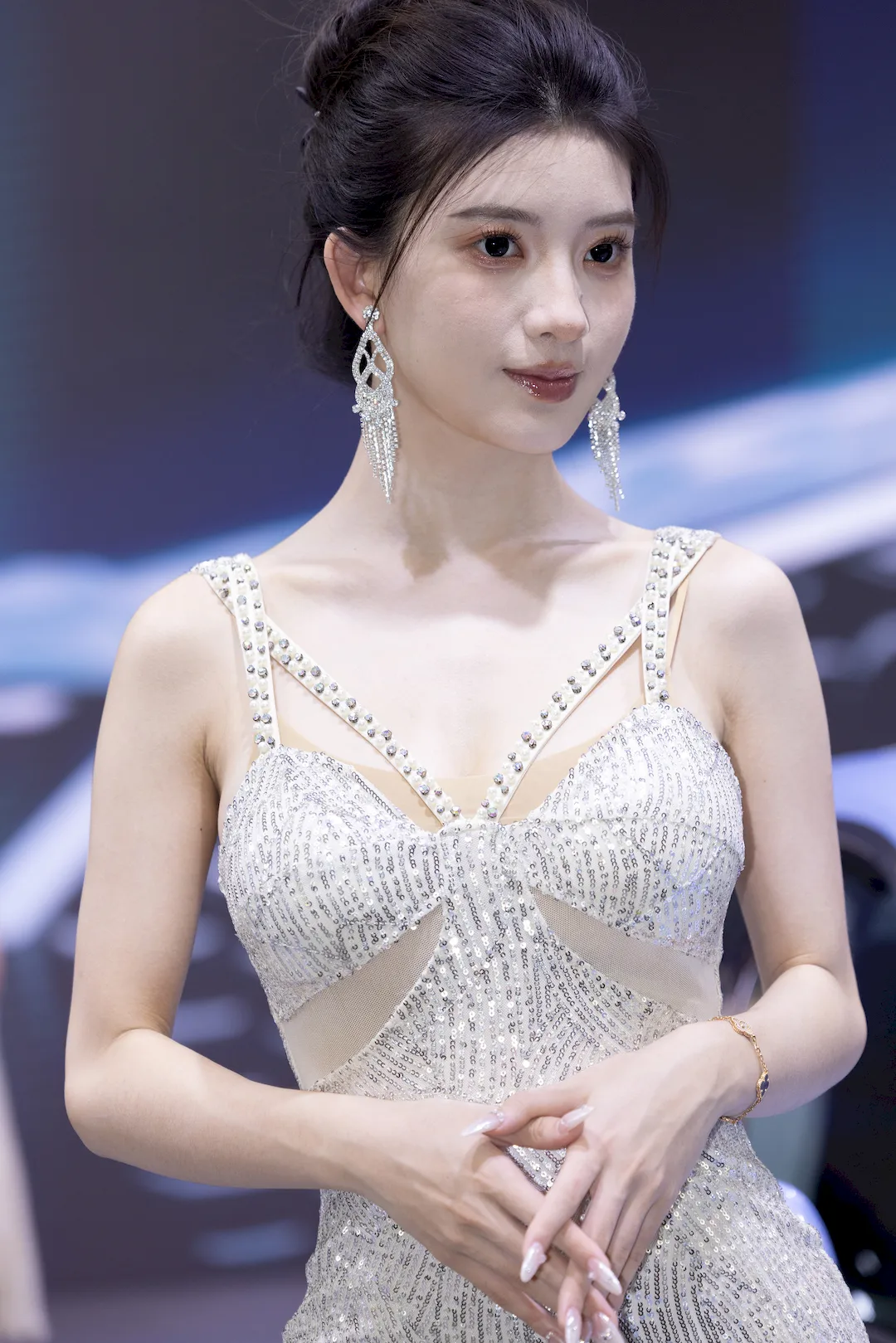 图片[1]-精选街拍作品 NO.7238 苏州车展网荭BB酱[156P/296MB]-图宝宝