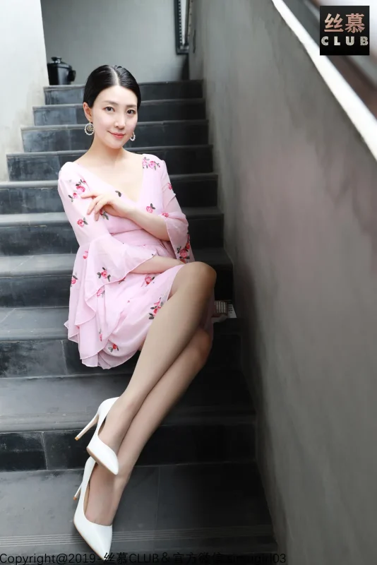 丝慕写真 SM024 模特：可人 天天一元《淑女和御姐你们喜欢哪种》-图宝宝