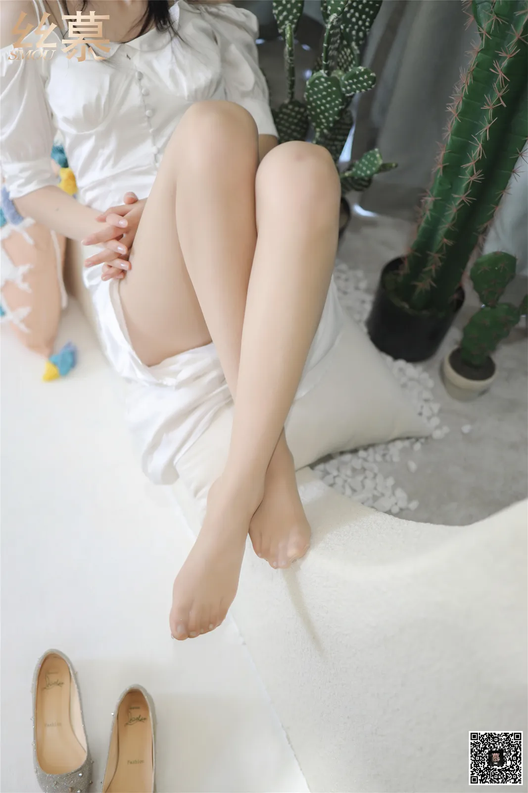 图片[2]-[丝慕GIRL]SM256 天天一元 可儿《水晶之恋》[68P／189MB]-图宝宝